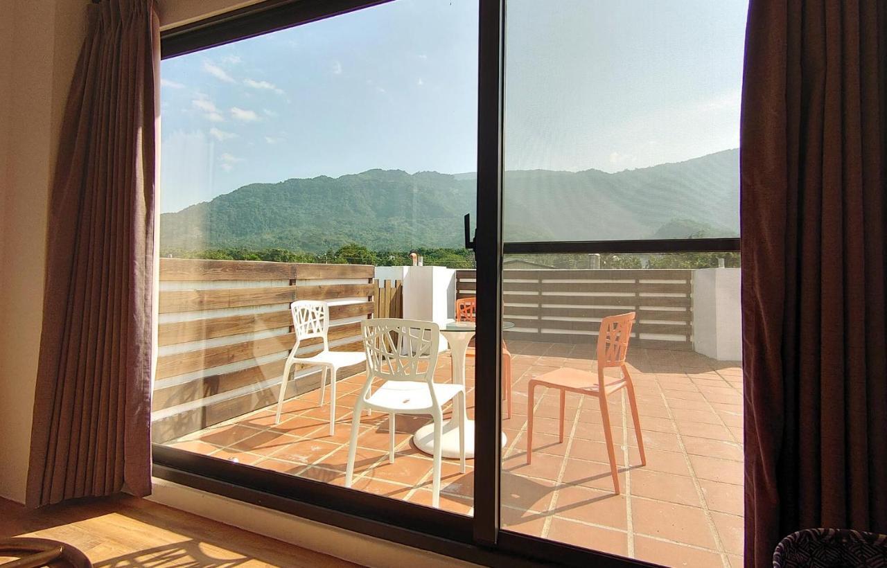Gaoliao 26-2 Simple Home Life Yuli Exterior foto